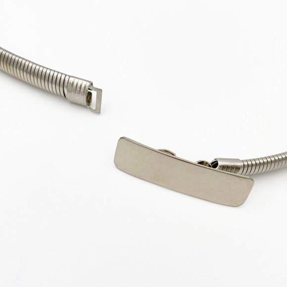 VINTAGE (c. 1980) | Silver Metal Omega Snake Chain Belt | VERY GOOD!!! - Picture 4 of 5